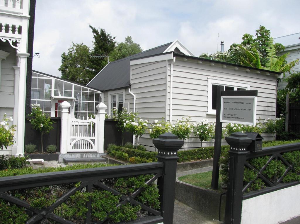 Historic Colenso Cottage Napier Esterno foto
